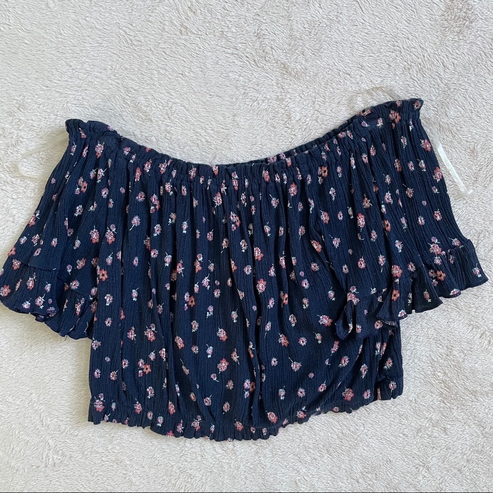 floral ruffle off the shoulder top!